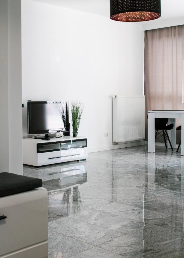 Apartament White-Niska Z Garazem Podziemnym Kielce Exterior photo